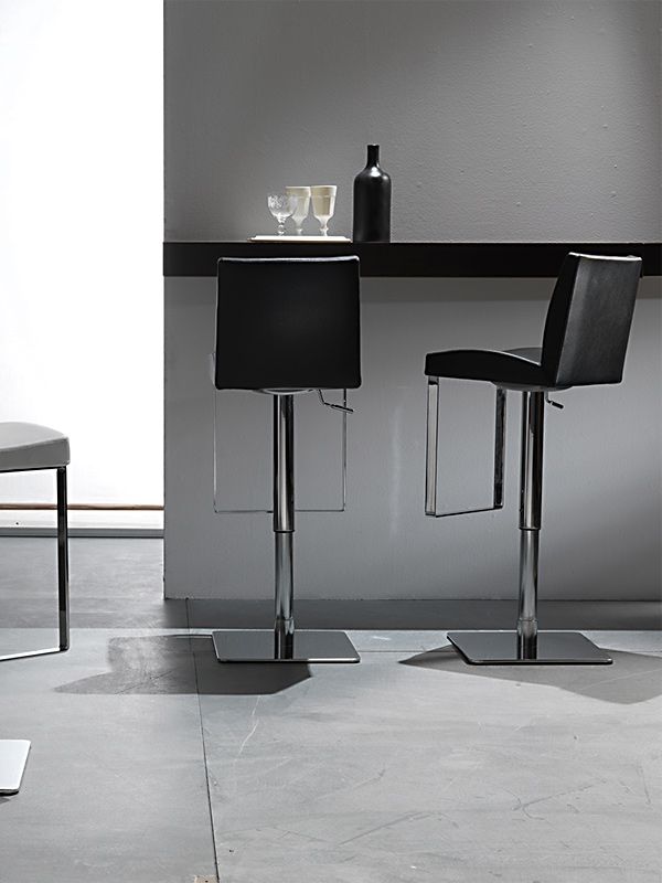Sgabello Maxim 575