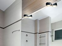 PUK FIX<br />da specchio (fissata sul bordo)<br />2 led di  8w<br />Completa di lenti, vetro