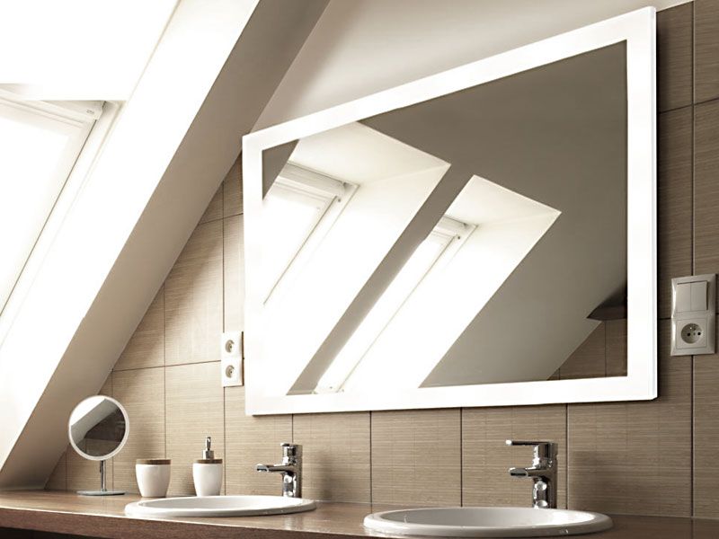 SIDELIGHT specchio con cornice illuminata - LED 19w/m  80 x 60 hx2,5 cm