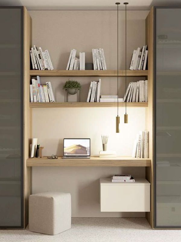 Spazio Home Office 5  Configurazione mensole e scrivania come da foto - PREZZO SU RICHIESTA